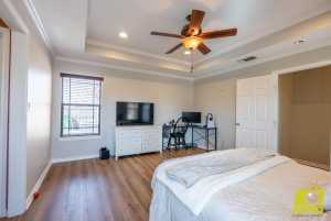 6013 Stratford Ave (40)
