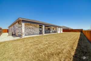 1609 Club House Lane (41)
