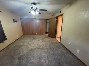 2692 W Ave N (25)