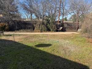 2692 W Ave N (40)