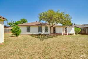 5821 Davenport Dr (24)
