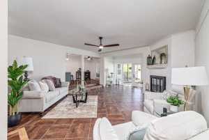 2512 Lindenwood Dr