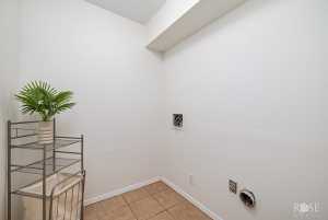 2512 Lindenwood Dr (12)