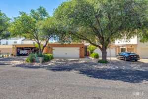 2512 Lindenwood Dr (2)