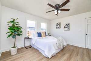 302 E 38th St (13)