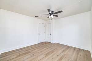302 E 38th St (17)