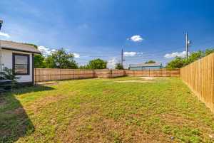 302 E 38th St (22)
