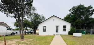 1703 N Magdalen St