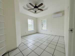 1703 N Magdalen St (2)