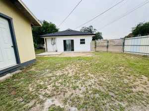 1703 N Magdalen St (6)