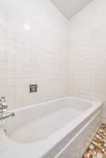 810 State Court Dr (20)