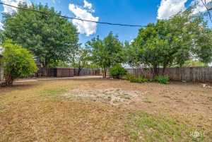 810 State Court Dr (19)