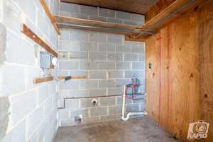 1703 N Magdalen St (27)