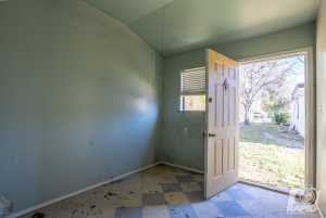 1703 N Magdalen St (34)