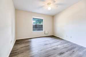 2410 Louise Dr (12)