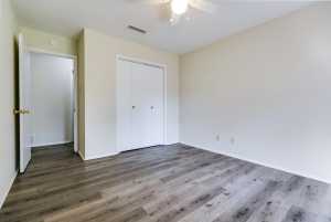 2410 Louise Dr (17)