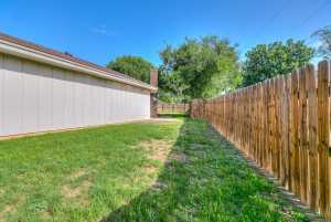 2410 Louise Dr (22)