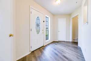 2410 Louise Dr (2)