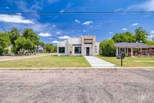 726 W Ave I (2)