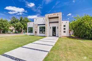 726 W Ave I (4)