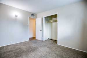 2310 Oxford Circle (15)