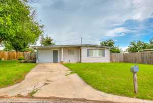 2310 Oxford Circle (2)