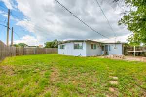 2310 Oxford Circle (4)