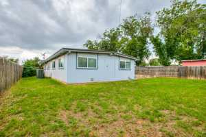 2310 Oxford Circle (24)