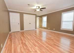 206 N Bishop St (13)
