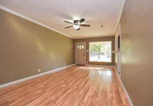 206 N Bishop St (11)