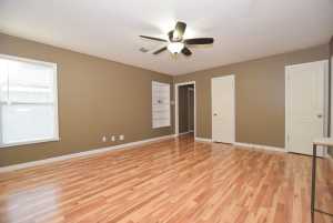 206 N Bishop St (6)