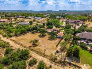 258 Loch Ness Rd (38)