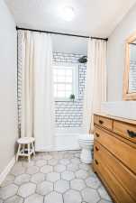 2027 Walnut St (37)