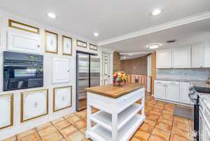 1540 Loop Dr (15)