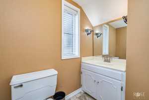 1540 Loop Dr (22)