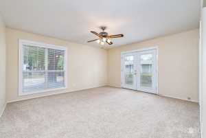 1540 Loop Dr (23)