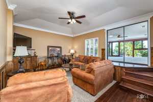 1540 Loop Dr (30)