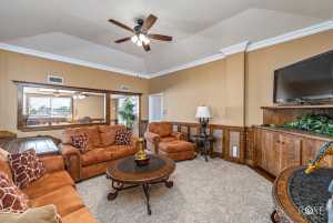 1540 Loop Dr (31)