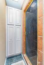 1540 Loop Dr (86)
