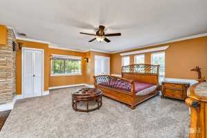 1540 Loop Dr (38)