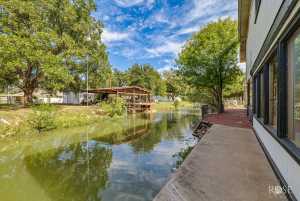 1540 Loop Dr (54)