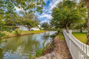 1540 Loop Dr (55)