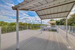 1540 Loop Dr (64)