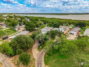 1540 Loop Dr (69)