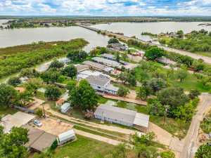 1540 Loop Dr (73)