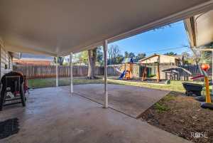 2702 Tanglewood Dr (25)