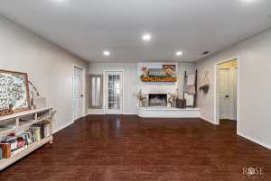 1306 Gordon Blvd (5)