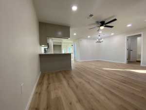 915 E 21st St (16)