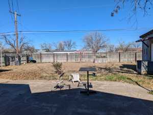 414 E 41st St (12)