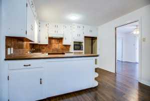 414 E 41st St (34)